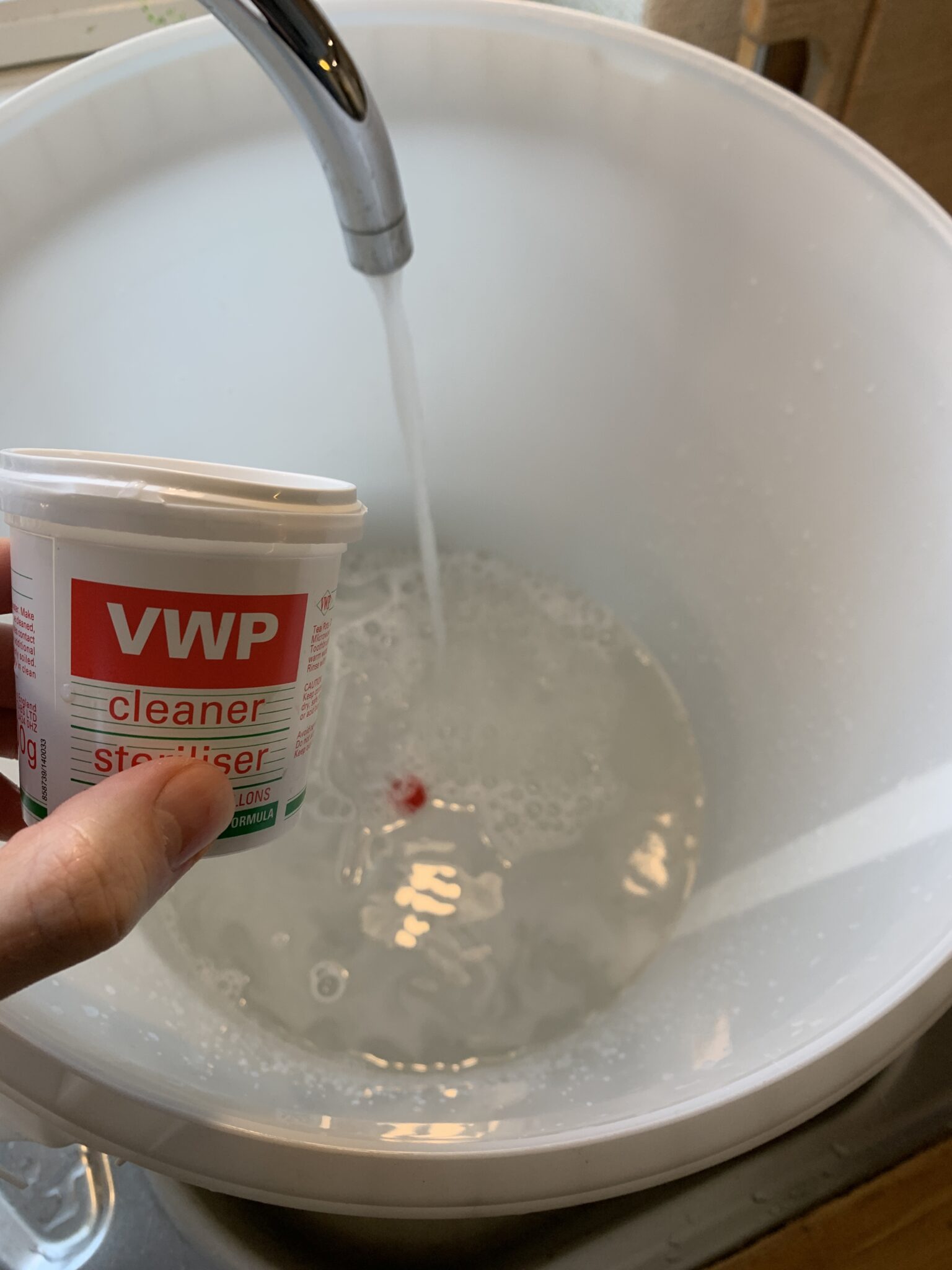 How To Bottle Mead Without A Siphon? (Do This!)