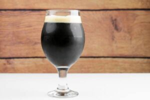 Milk Stout Vs Stout? (Explained!) – ExpertBrewing.com
