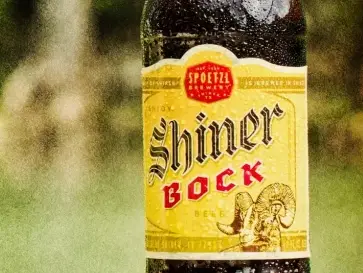10 Best Beers Like Shiner Bock (Shiner Bock Alternatives!)